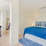 Trindade Modern Flat *