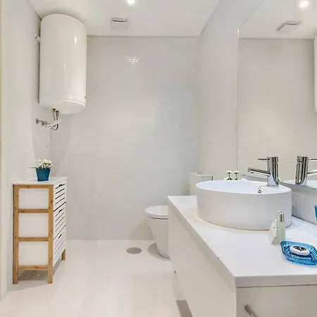 Trindade Modern Flat * Oporto